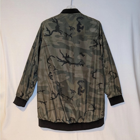 Men's Rock & Republic Jacket Camouflage Bomber Windbreaker Embroidered Birds M. - Picture 4 of 7
